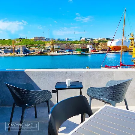 Apartment 4 Savynomad Harbour Residences Wow Views