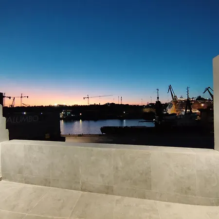דירה 4 Savynomad Harbour Residences Wow Views *