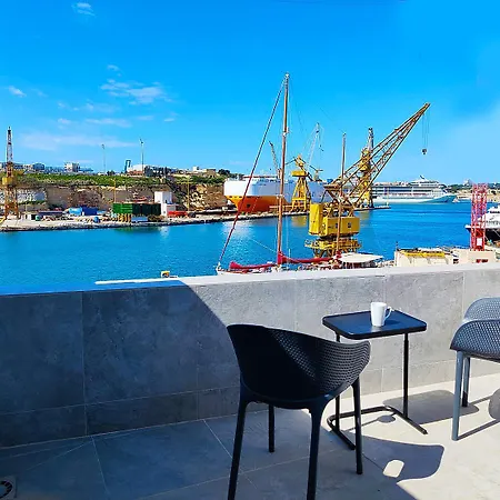 4 Savynomad Harbour Residences Wow Views Apartman
