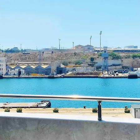4 Savynomad Harbour Residences Wow Views * Cospicua
