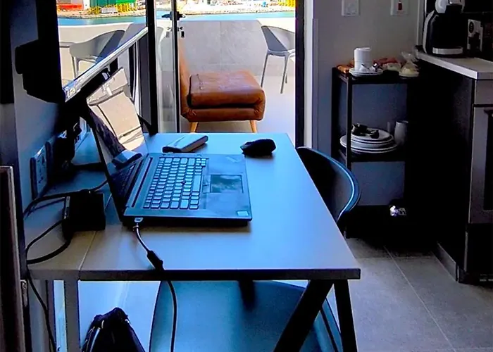 4 Savynomad Harbour Residences Wow Views 아파트