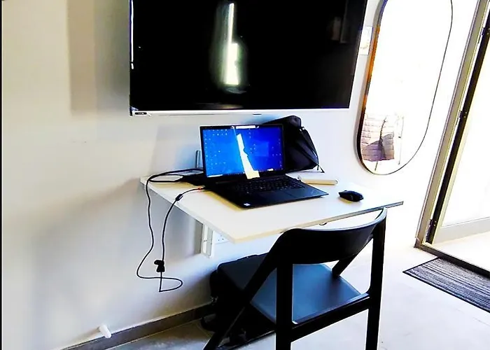 4 Savynomad Harbour Residences Wow Views *